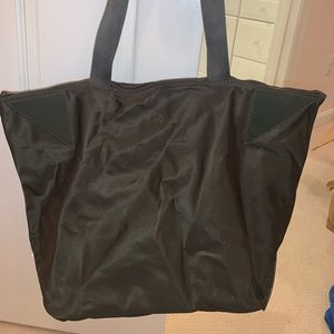 Lululemon Shoulder bag